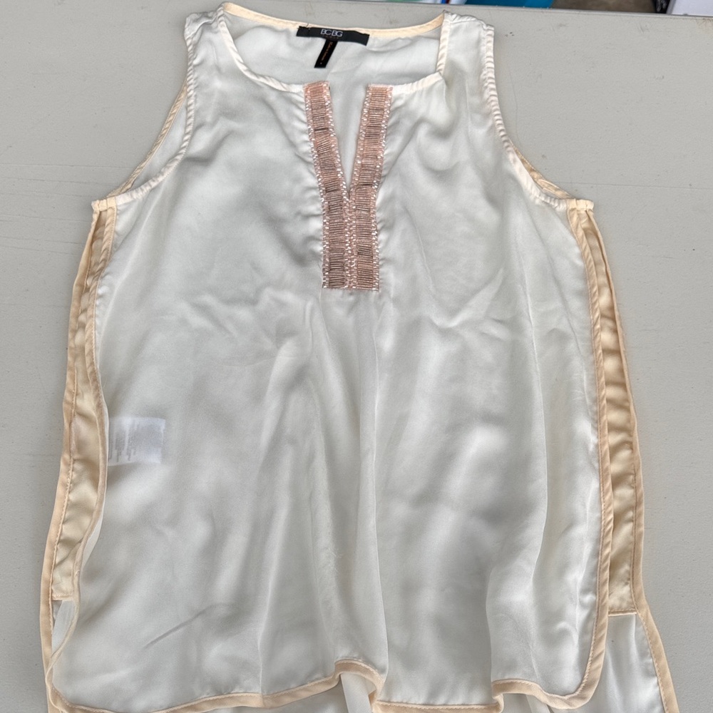 BCBG Paris White and Cream Sleeveless Top